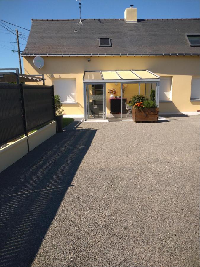 Gilles Diais Louisfert Exterior foto